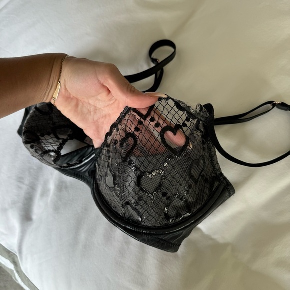 Savage X Fenty Glossy Flossy Quarter Cup Bra - Picture 5 of 6